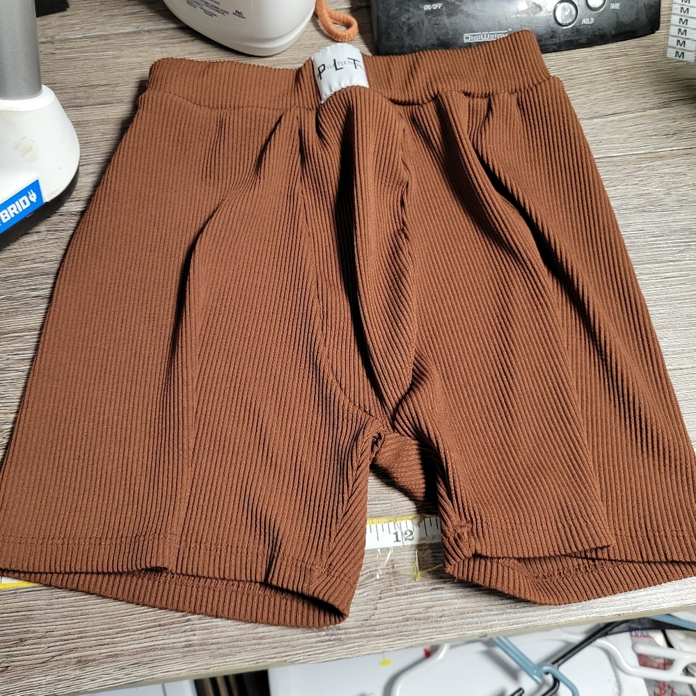 PRETTYLITTLETHING PYT Athletic Shorts‎ Brown Women's Size Small